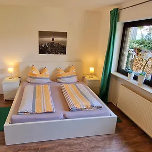  Appartement Ferienwohnung Am Parkwohnstift